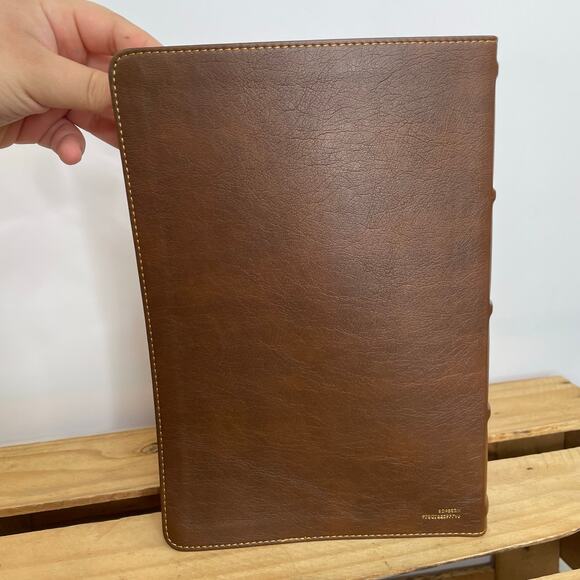 Thomas Nelson Maclaren series NKJV Bible Large print - Picture 12 of 15